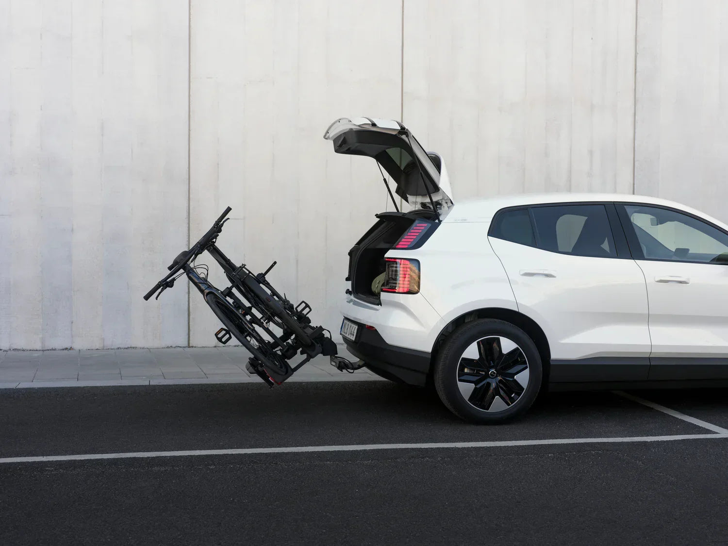 Thule Outpace 2 - 9012200 - 2 Bike Folding Towball Carrier - Image 10